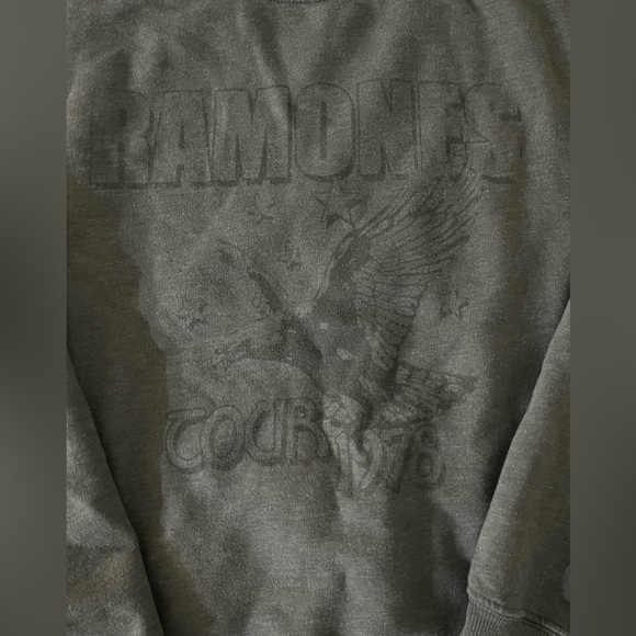 AE tailgate ramones sweatshirt - Picture 2 of 5